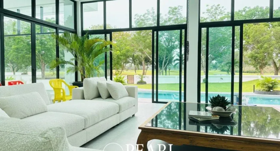 Casa en venta de 4 habitaciones en Bang Lamung, Chonburi