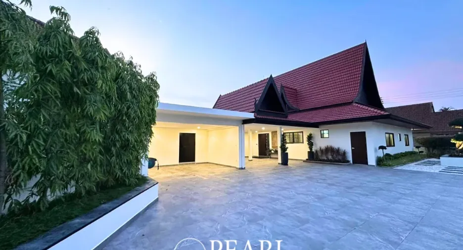 Casa en venta de 4 habitaciones en Bang Lamung, Chonburi