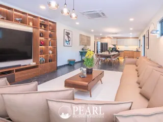 Casa en venta de 4 habitaciones en Bang Lamung, Chonburi