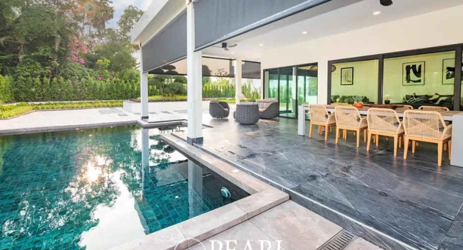 Casa en venta de 4 habitaciones en Bang Lamung, Chonburi