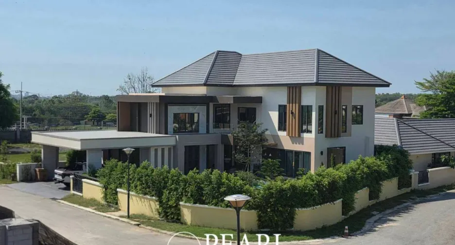 出售 4 卧室 独立屋 在 Bang Lamung, Chon Buri