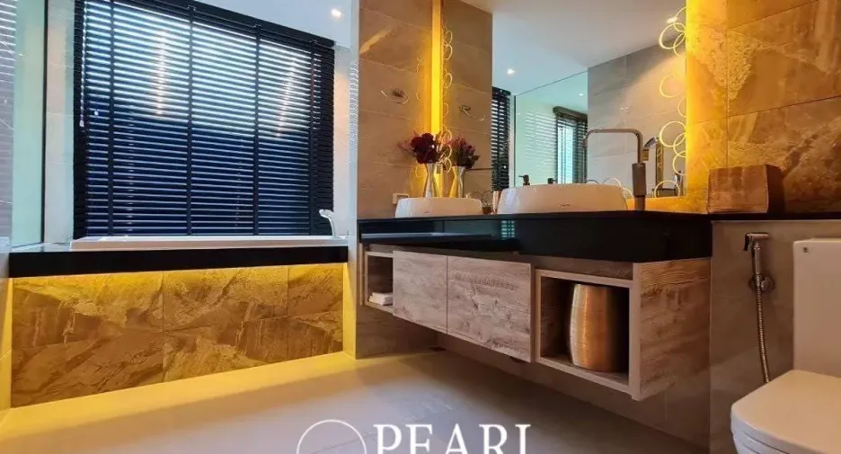 For sale 2 bedrooms condo in Bang Lamung, Chonburi