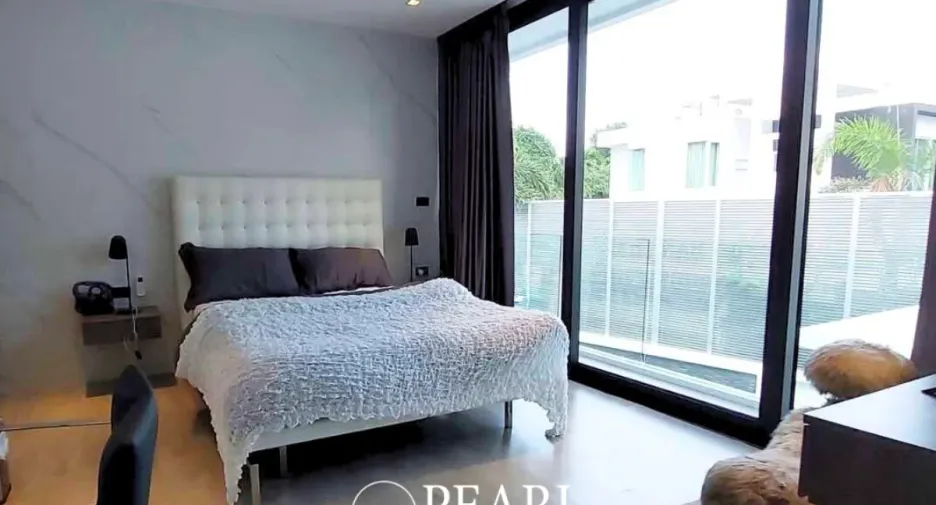 For sale 7 bedrooms house in Bang Lamung, Chonburi