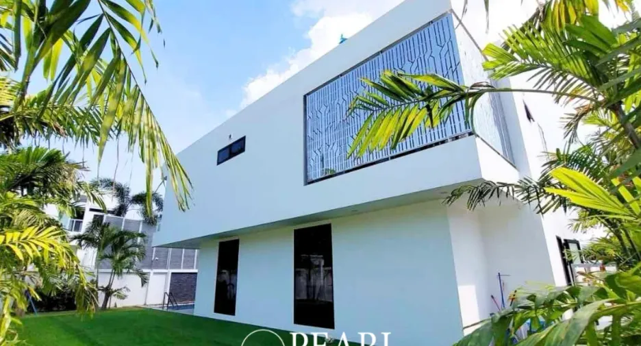 For sale 7 bedrooms house in Bang Lamung, Chonburi