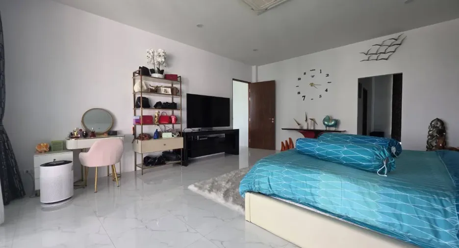 Casa en venta de 5 habitaciones en Bang Lamung, Chonburi