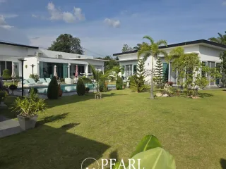 Haus zum Kauf mit 5 Zimmer in Bang Lamung, Chonburi