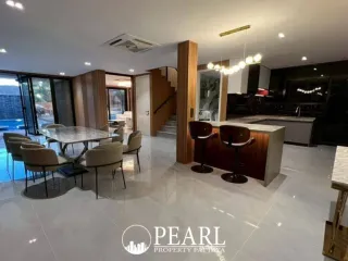 For sale 7 bedrooms house in Bang Lamung, Chonburi