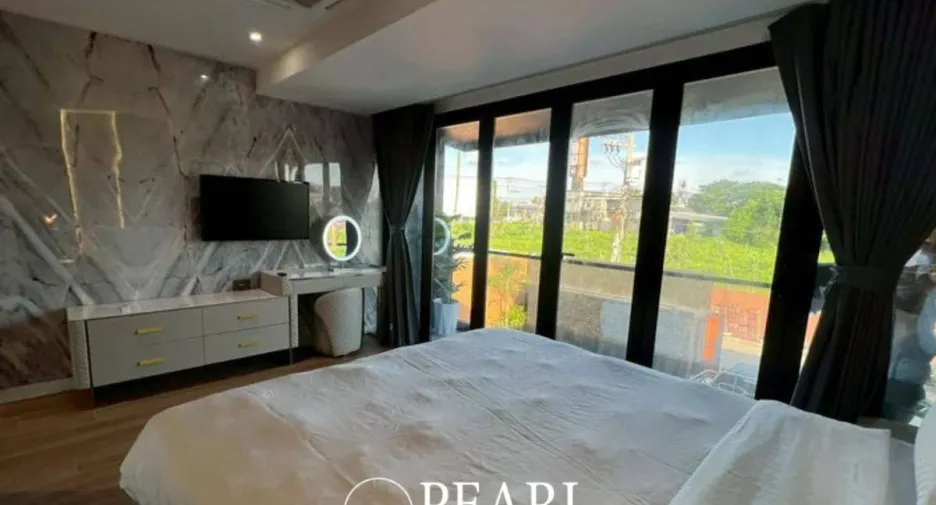 À vendre 7 chambres maison à Bang Lamung, Chonburi