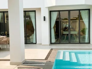 Haus zum Kauf mit 4 Zimmer in Bang Lamung, Chonburi