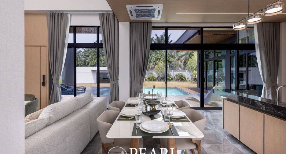 Casa en venta de 4 habitaciones en Bang Lamung, Chonburi