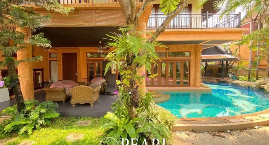 For sale 4 bedrooms house in Bang Lamung, Chonburi