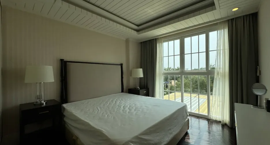For sale 3 bedrooms condo in Sattahip, Chonburi