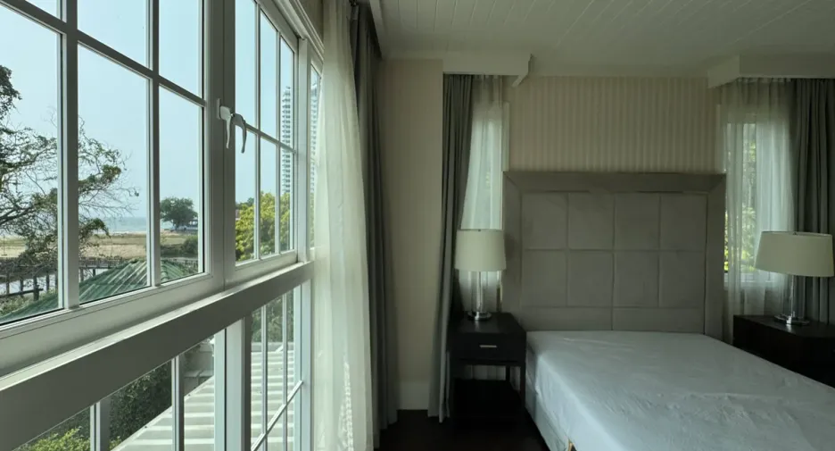 For sale 3 bedrooms condo in Sattahip, Chonburi