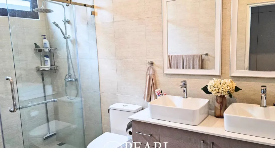 Haus zum Kauf mit 4 Zimmer in Bang Lamung, Chonburi