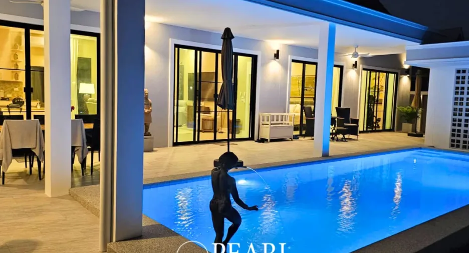 Haus zum Kauf mit 4 Zimmer in Bang Lamung, Chonburi