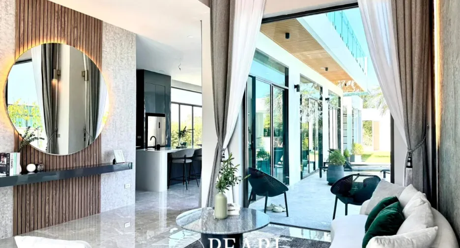 Haus zum Kauf mit 4 Zimmer in Bang Lamung, Chonburi