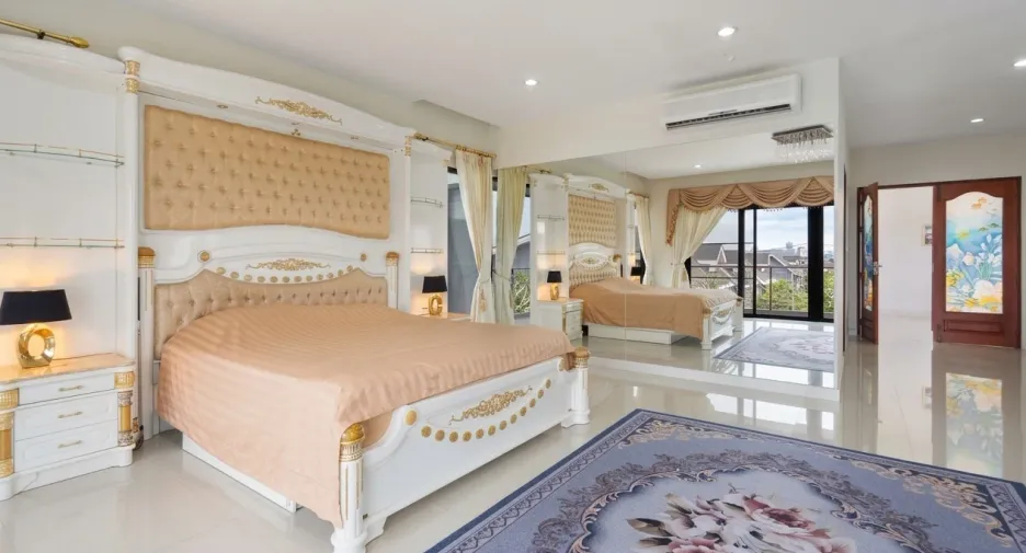 ให้เช่า และ ขาย 5 ห้องนอน บ้านเดี่ยว ใน บางละมุง, ชลบุรี