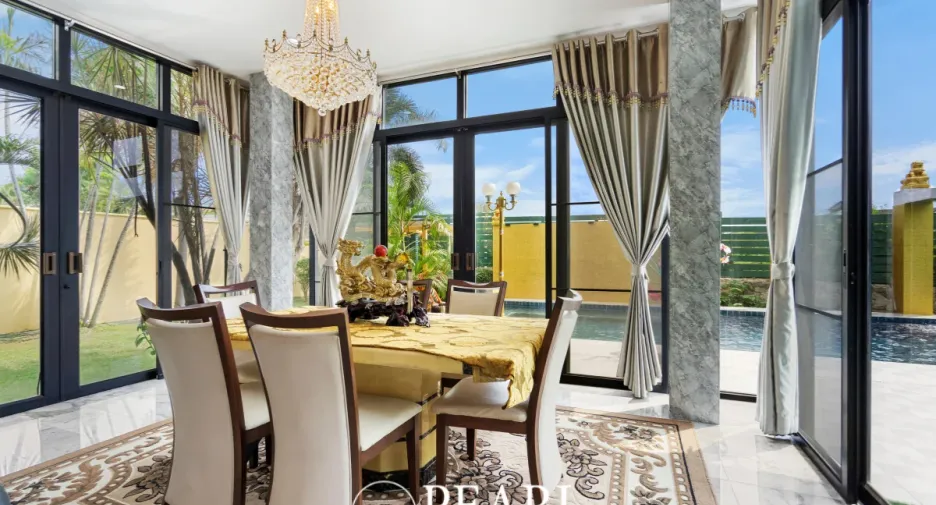À vendre 5 chambres maison à Bang Lamung, Chonburi