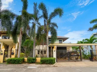 For Rent 5 Bedroom House In Bang Lamung, Chonburi