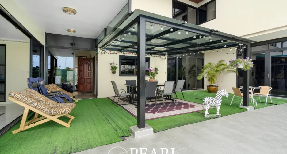 À vendre 5 chambres maison à Bang Lamung, Chonburi