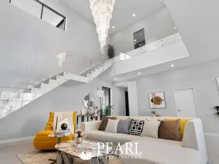 For sale 4 bedrooms house in Bang Lamung, Chonburi