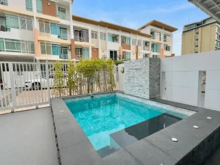 For sale 10 ベッドルーム house in Bang Lamung, Chonburi