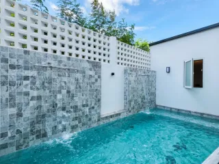 For sale 5 bedrooms house in Na Jomtien, Pattaya