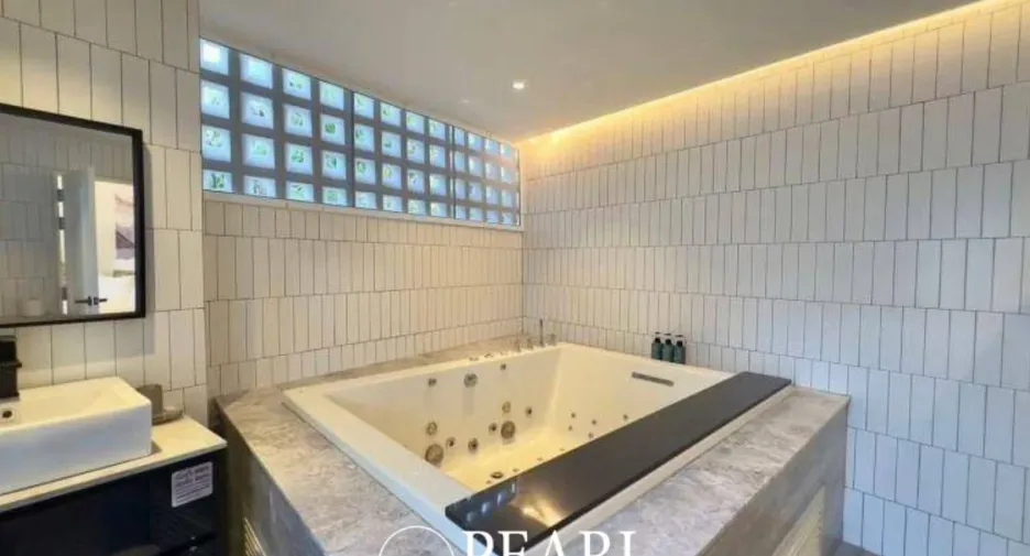 For sale 5 bedrooms house in Sattahip, Chonburi