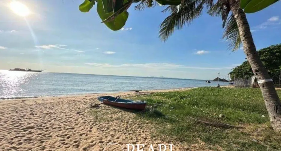 For sale 5 bedrooms house in Sattahip, Chonburi