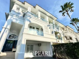 Haus zum Kauf mit 5 Zimmer in Na Jomtien, Pattaya