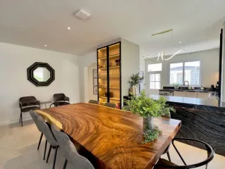 For sale 5 bedrooms house in Na Jomtien, Pattaya