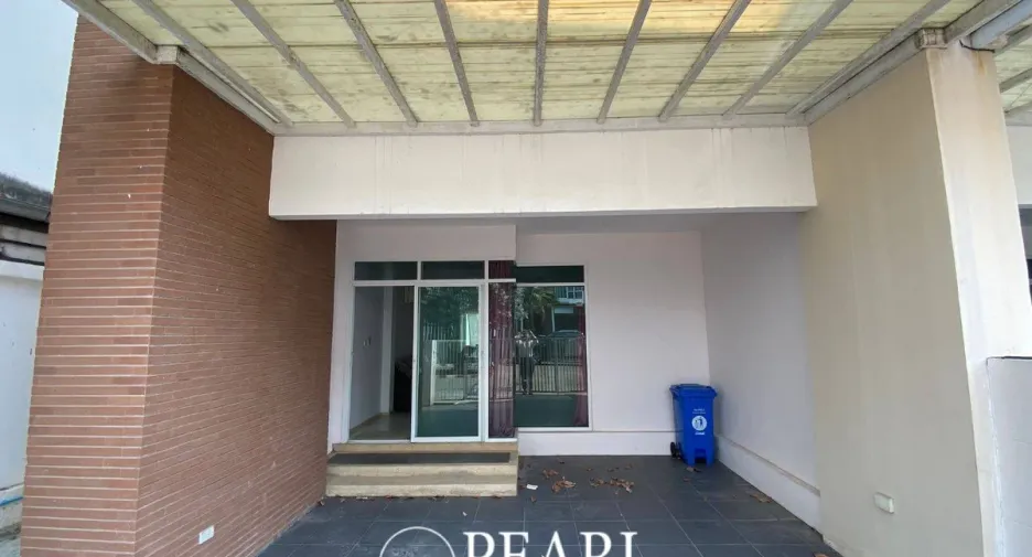 For sale 4 bedrooms townhouse in Bang Lamung, Chonburi