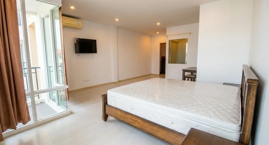 Casa adosada en venta de 4 habitaciones en Jomtien, Pattaya
