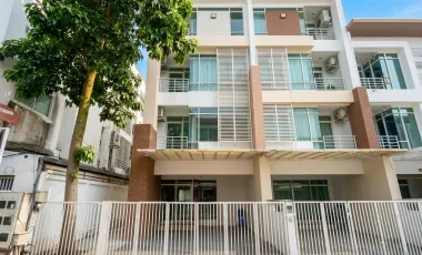 Reihenhaus zum Kauf mit 4 Zimmer in Jomtien, Pattaya
