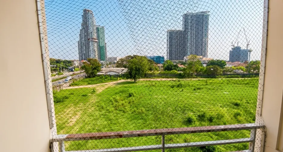 Casa adosada en venta de 4 habitaciones en Jomtien, Pattaya
