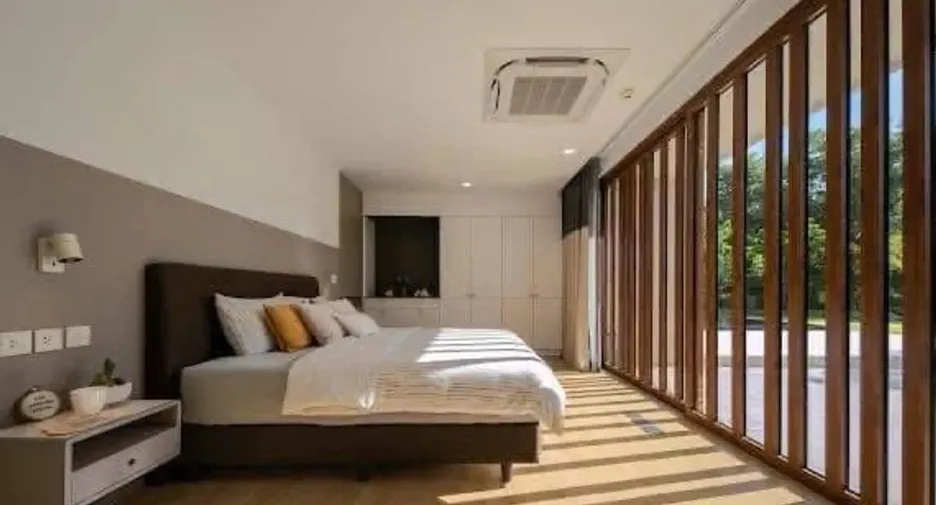 For sale 4 bedrooms house in Sattahip, Chonburi