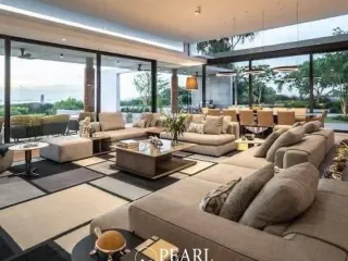 For sale 4 bedrooms house in Bang Saray, Pattaya