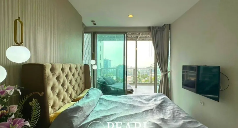 For sale 1 bed condo in Bang Lamung, Chonburi