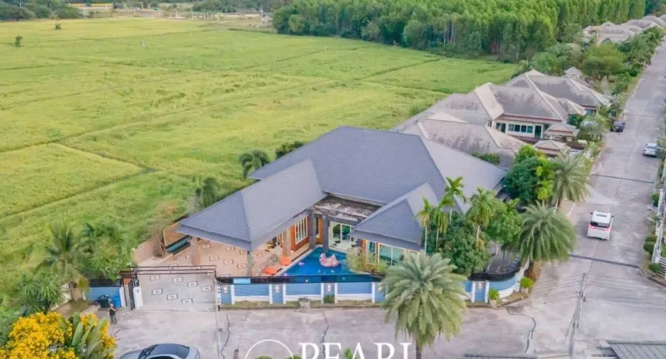 出售 4 卧室 独立屋 在 Bang Lamung, Chon Buri