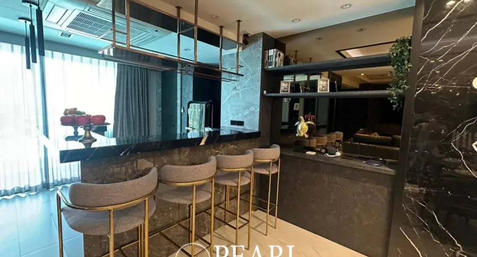 For sale 3 bedrooms condo in Bang Lamung, Chonburi