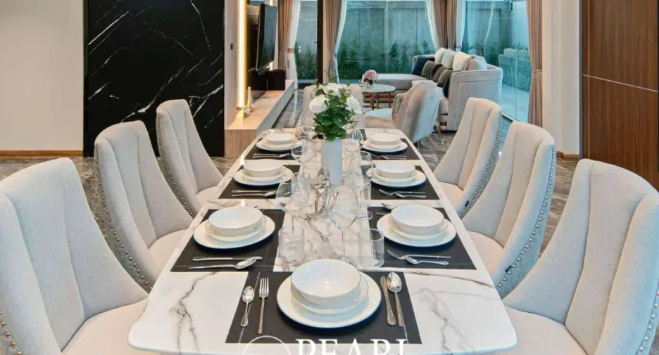 For sale 4 ベッドルーム house in Bang Lamung, Chonburi