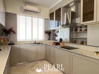 For sale 5 bedrooms condo in Bang Lamung, Chonburi