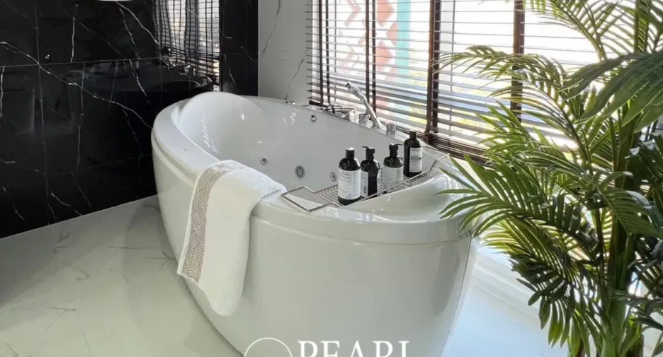 For sale 5 bedrooms condo in Bang Lamung, Chonburi