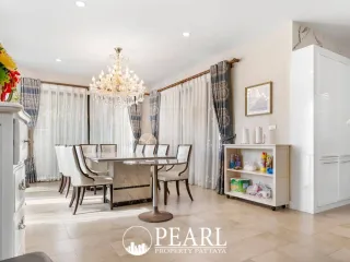 Haus zum Kauf mit 3 Zimmer in Huay Yai, Pattaya