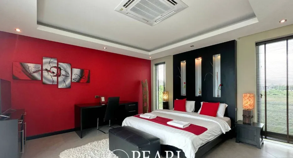 For sale 5 bedrooms house in Bang Lamung, Chonburi