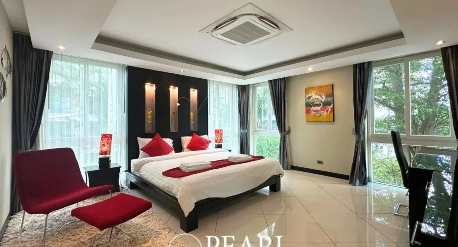 For sale 5 bedrooms house in Bang Lamung, Chonburi