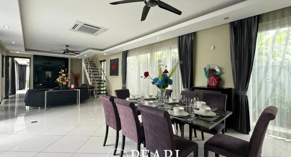 For sale 5 bedrooms house in Bang Lamung, Chonburi