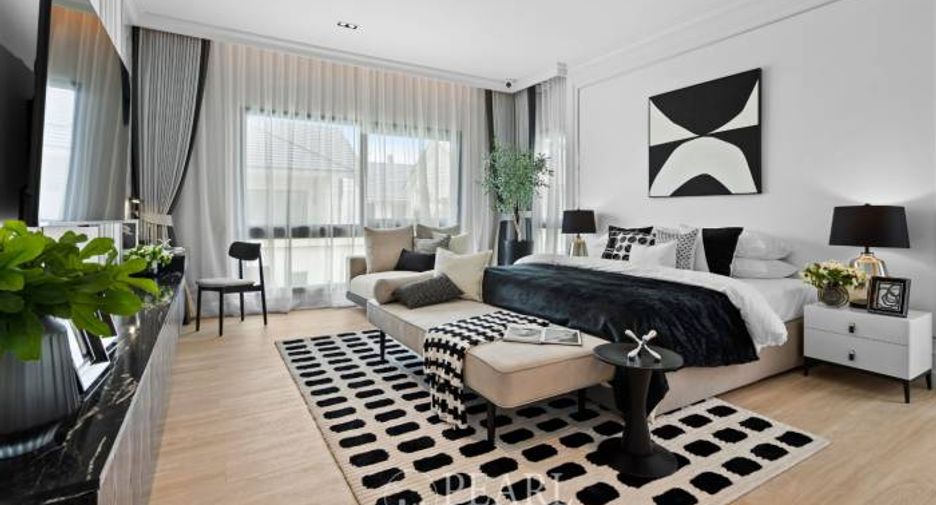 Haus zum Kauf mit 4 Zimmer in Bang Lamung, Chonburi