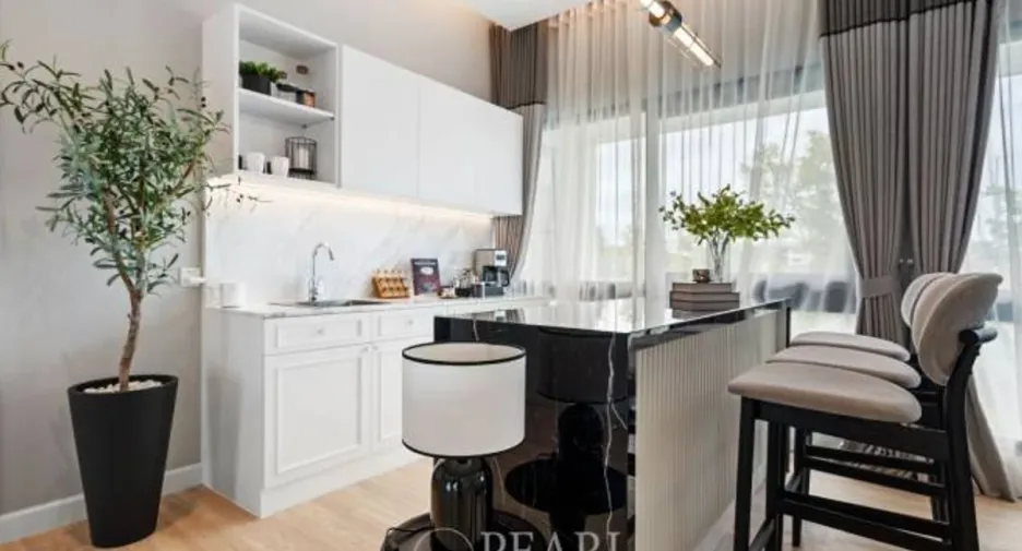 Haus zum Kauf mit 4 Zimmer in Bang Lamung, Chonburi