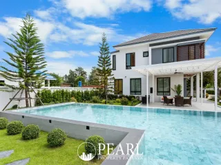 Haus zum Kauf mit 4 Zimmer in Bang Lamung, Chonburi